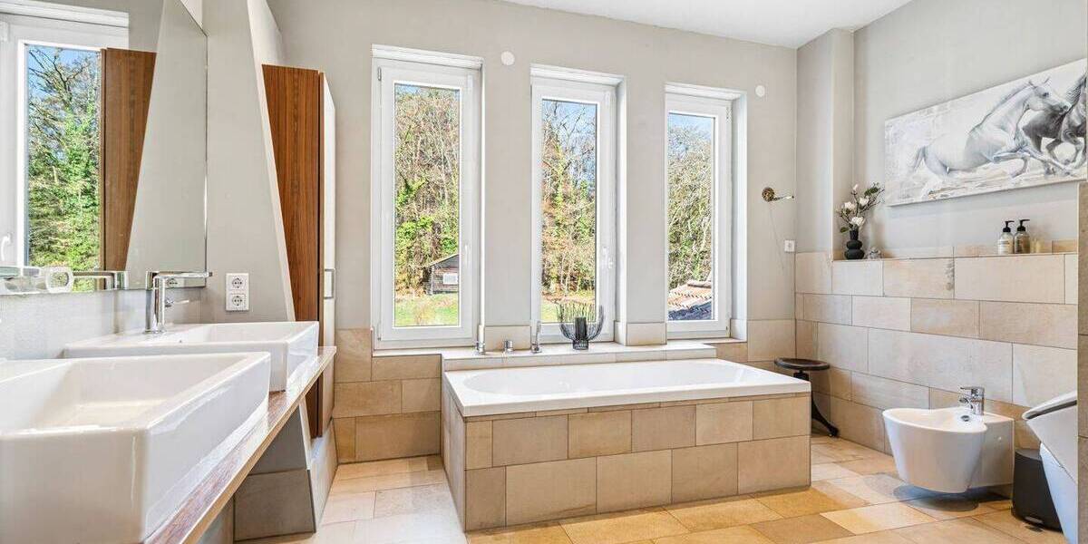 Einfamilienhaus Meersburg - 1 Zimmer, 415 m&sup2;, 4.650.000&euro; | Angebot:26018508