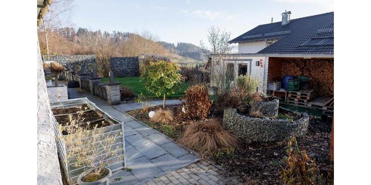 Einfamilienhaus Deggenhausertal - 9 Zimmer, 230 m&sup2;, 749.000&euro; | Angebot:25838542