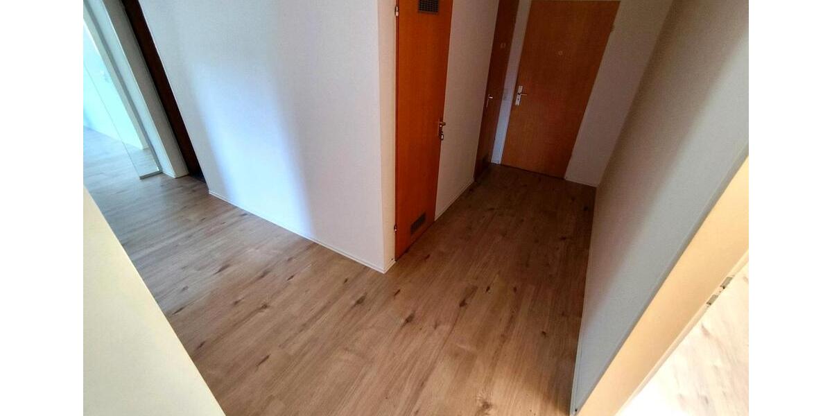 Etagenwohnung Ravensburg - 4.5 Zimmer, 105 m&sup2;, 280.000&euro; | Angebot:26126762