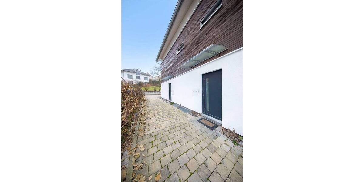 Etagenwohnung Überlingen - 3 Zimmer, 80 m&sup2;, 1.180&euro; | Angebot:26786847