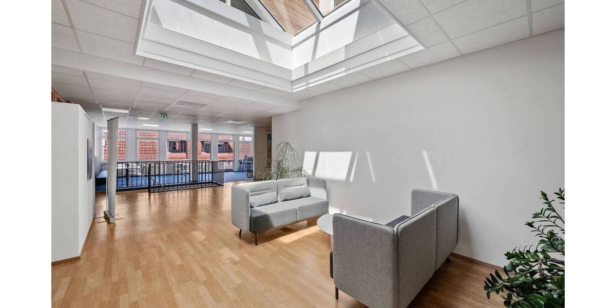 Gewerbeobjekt Ravensburg Innenstadt - 1 Zimmer, 755 m&sup2;, 8.300&euro; | Angebot:25663681