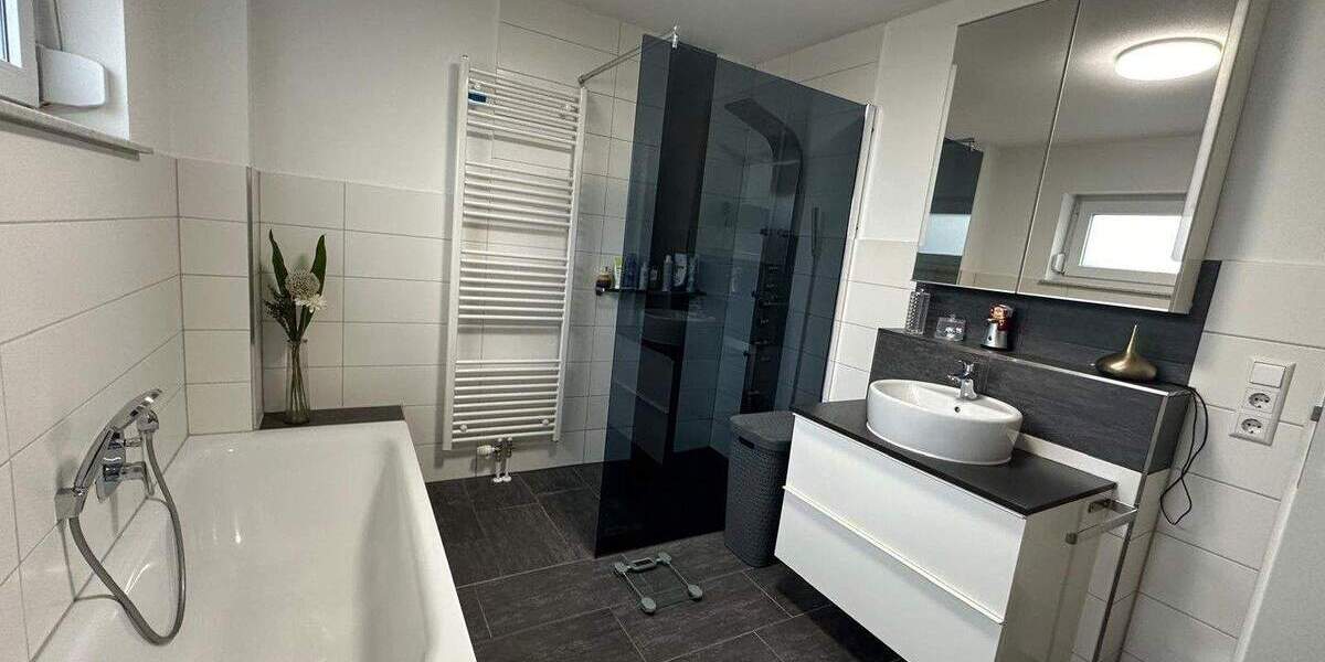 Etagenwohnung Uhldingen- Mühlhofen Mühlhofen - 4 Zimmer, 101 m&sup2;, 500.000&euro; | Angebot:25720621