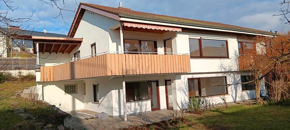 Einfamilienhaus Überlingen - 6 Zimmer, 215 m&sup2;, 2.800&euro; | Angebot:25968331