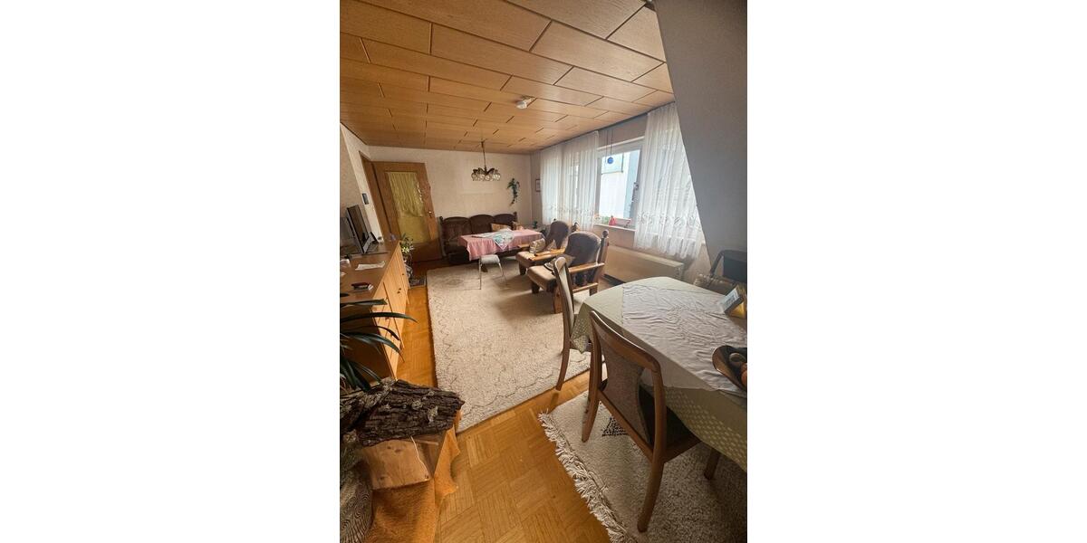 Etagenwohnung Friedrichshafen Allmannsweiler - 5 Zimmer, 140 m&sup2;, 399.000&euro; | Angebot:26612773