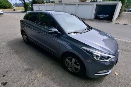 Hyundai i20 38.500 km 11.500 &euro; Weingarten 88250