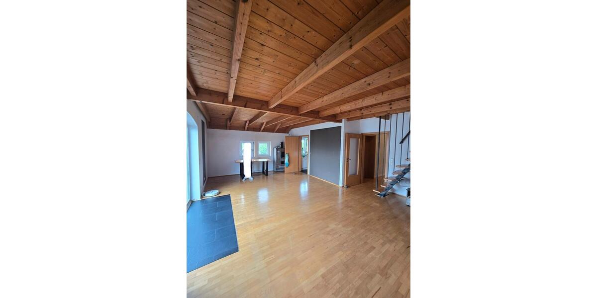 Maisonettenwohnung Tettnang - 4.5 Zimmer, 186 m&sup2;, 430.000&euro; | Angebot:25875499