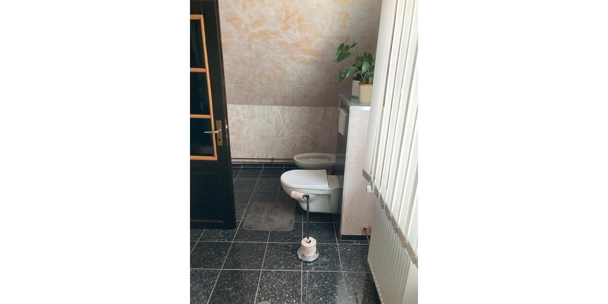 Mehrfamilienhaus, Wohnhaus Friedrichshafen Allmannsweiler - 9 Zimmer, 220 m&sup2;, 770.000&euro; | Angebot:20207972