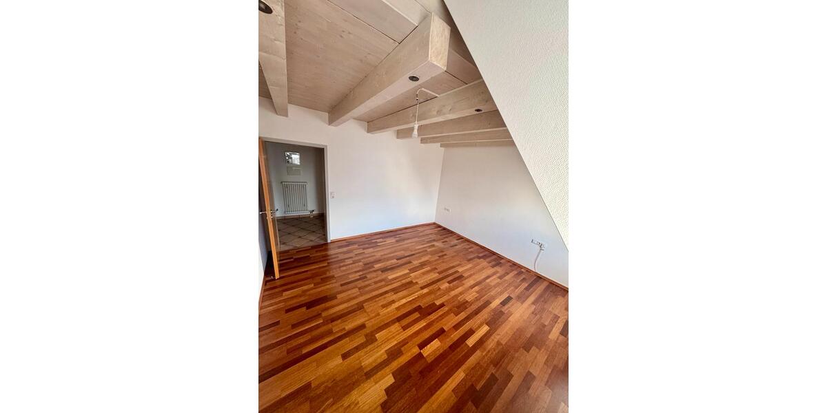 Maisonettenwohnung Wolfegg - 3.5 Zimmer, 100 m&sup2;, 1.200&euro; | Angebot:26639115