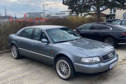Audi A8 210.000 km 2.200 &euro; Ravensburg 88213