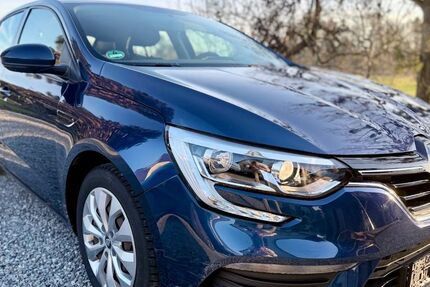 Renault Megane 181.000 km 6.499 &euro; Friedrichshafen 88048