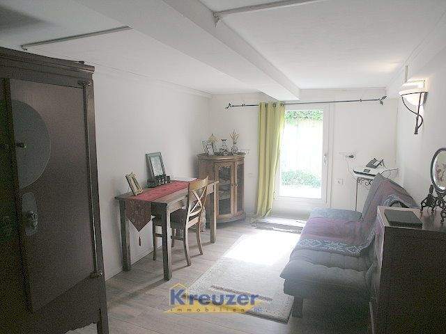 Etagenwohnung Ravensburg Südstadt - 6 Zimmer, 130 m&sup2;, 249.000&euro; | Angebot:25660659