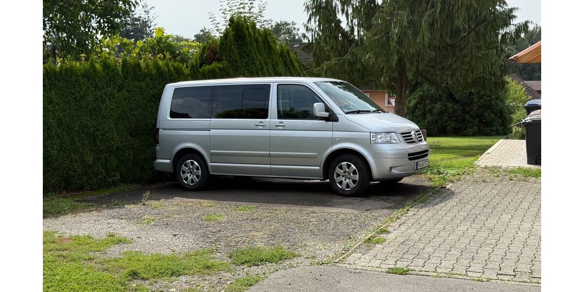 VW T5 Multivan 256.400 km 8.399 &euro; Owingen 88696