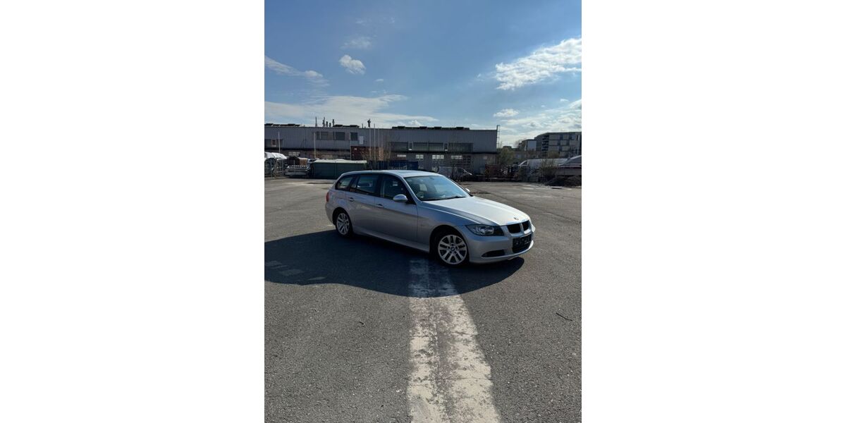 BMW 320 210.000 km 6.500 &euro; Konstanz 78467