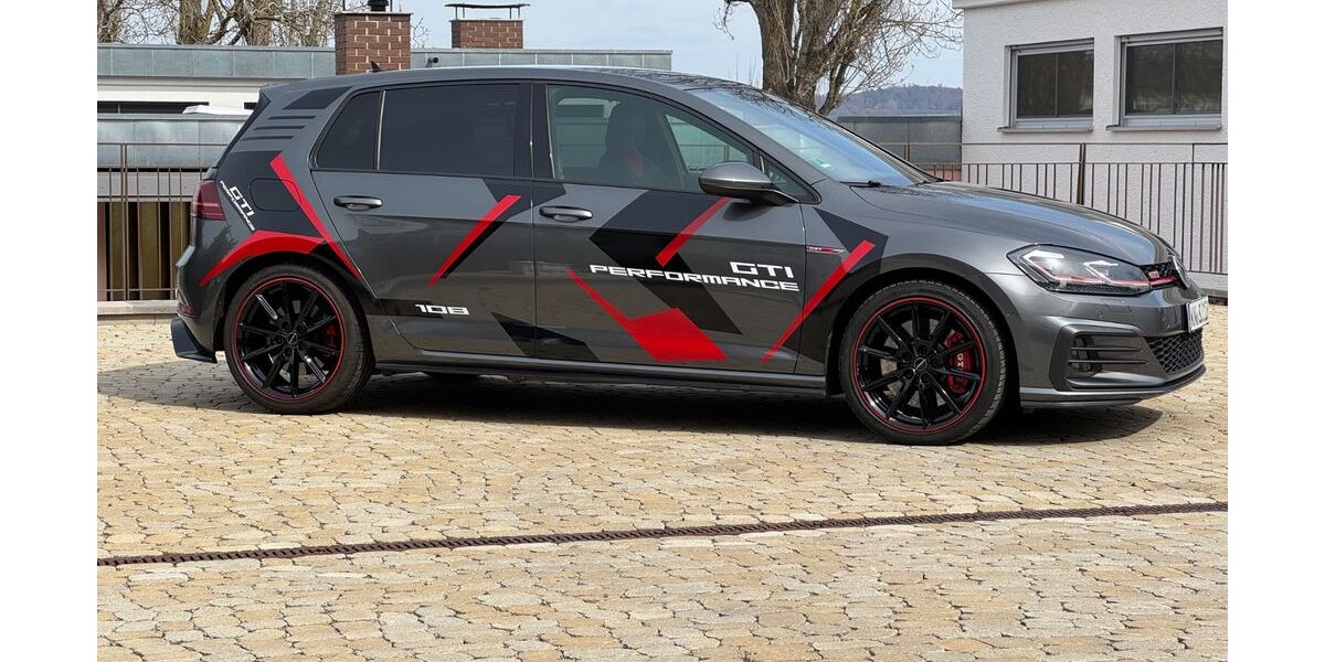 VW Golf 137.000 km 19.990 &euro; Konstanz 78465