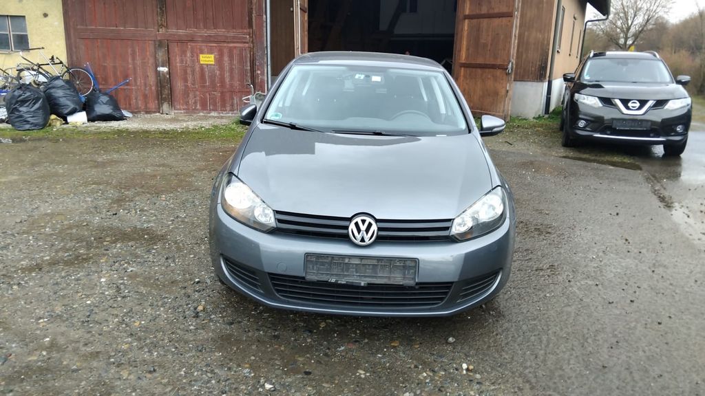 VW Golf 250.000 km 2.199 &euro; Weingarten 88250