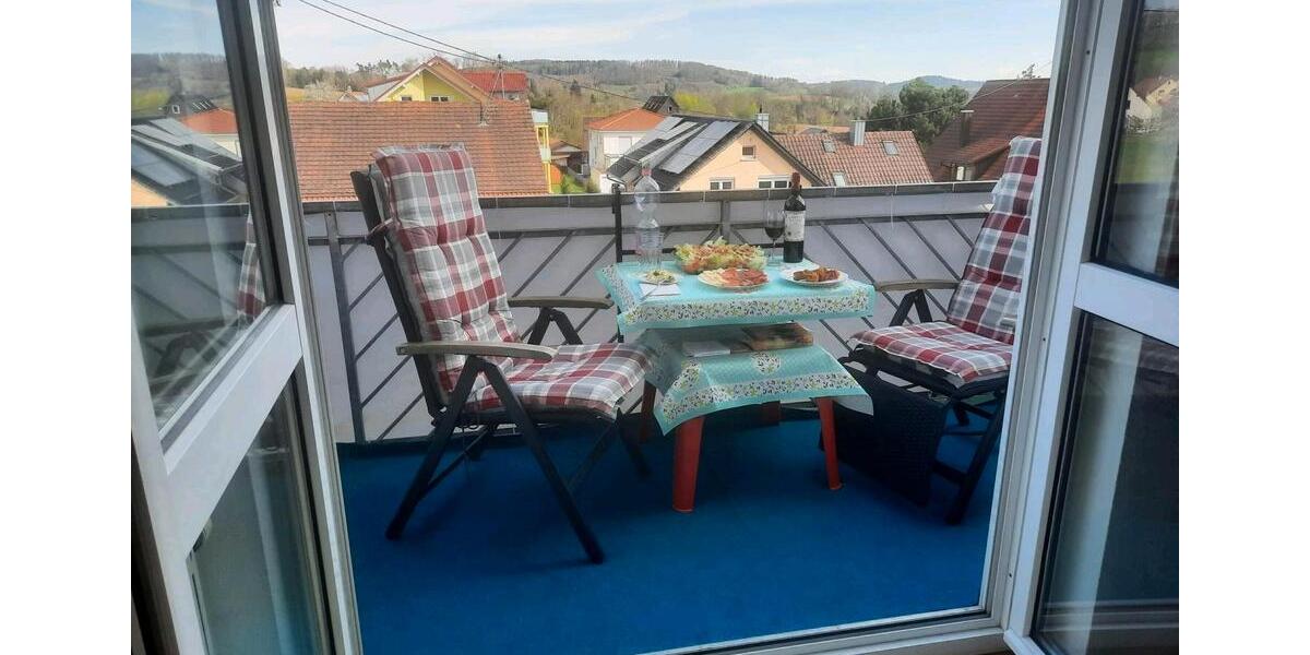 Dachgeschoßwohnung Frickingen - 3 Zimmer, 55 m&sup2;, 550&euro; | Angebot:25649134