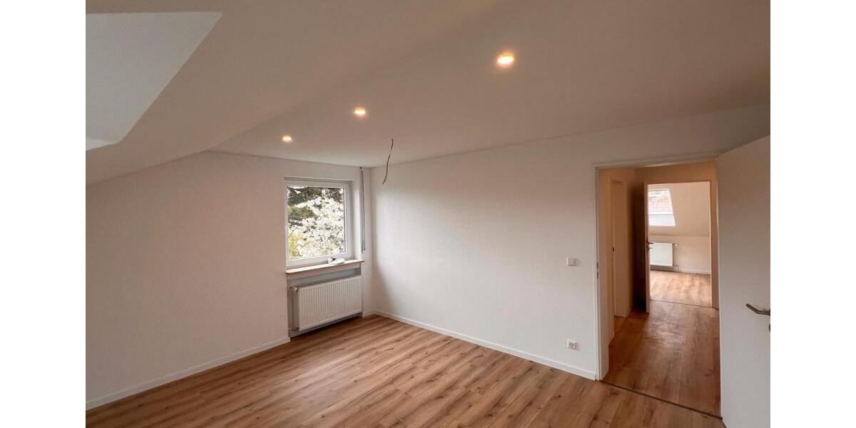 Dachgeschoßwohnung Salem - 3.5 Zimmer, 62 m&sup2;, 248.200&euro; | Angebot:26150505