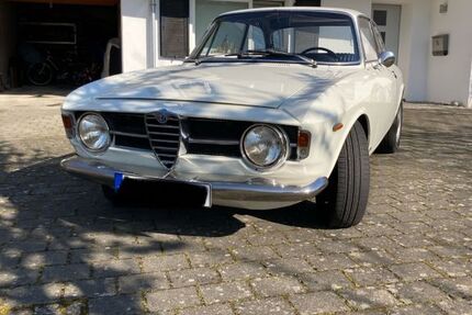 Alfa Romeo GT 49.878 km 38.000 &euro; Überlingen 88662