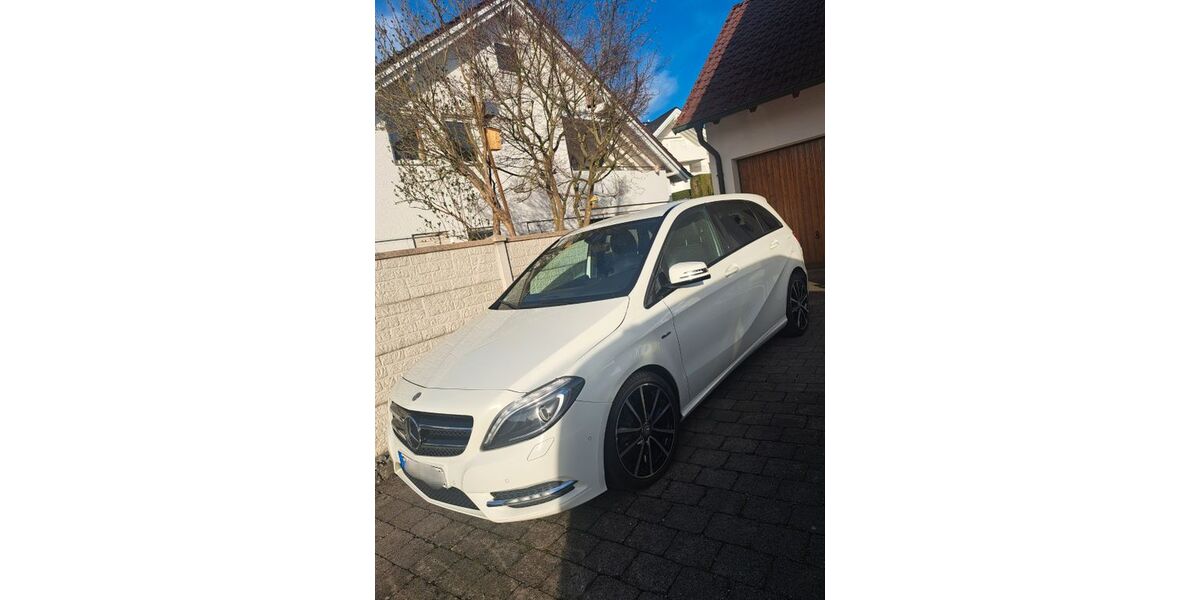 Mercedes-Benz B 180 181.860 km 8.300 &euro; Baindt 88255