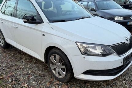 Skoda Fabia 150.000 km 3.200 &euro; Ravensburg 88212