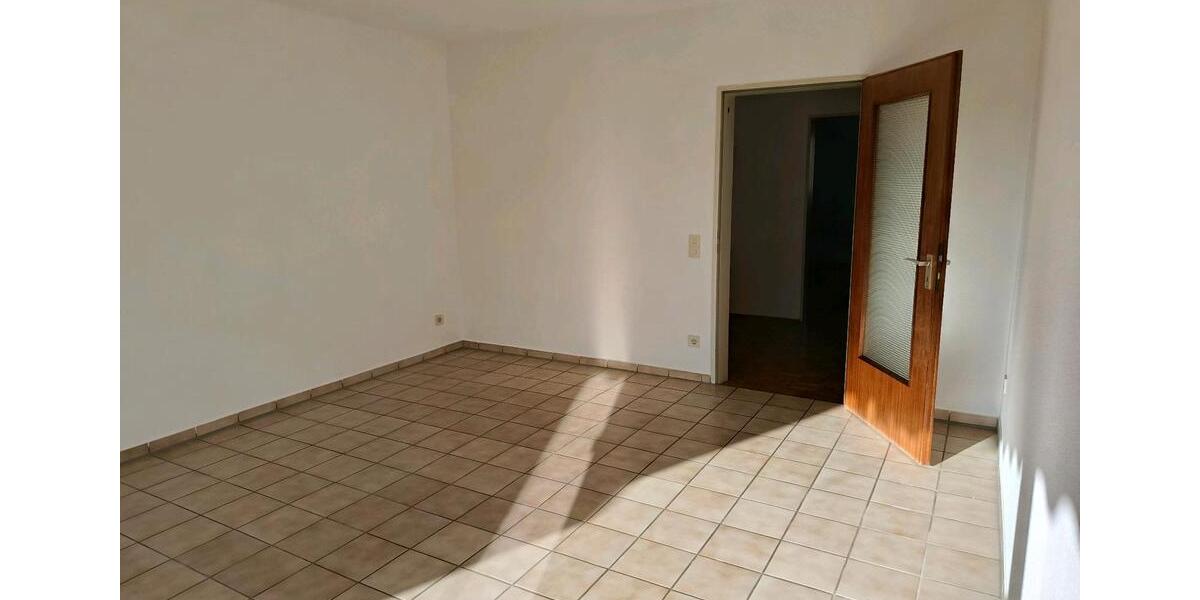 Etagenwohnung Immenstaad am Bodensee - 3.5 Zimmer, 87 m&sup2;, 1.200&euro; | Angebot:25174527