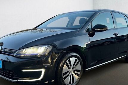VW Golf 82.000 km 9.150 &euro; Konstanz 78464