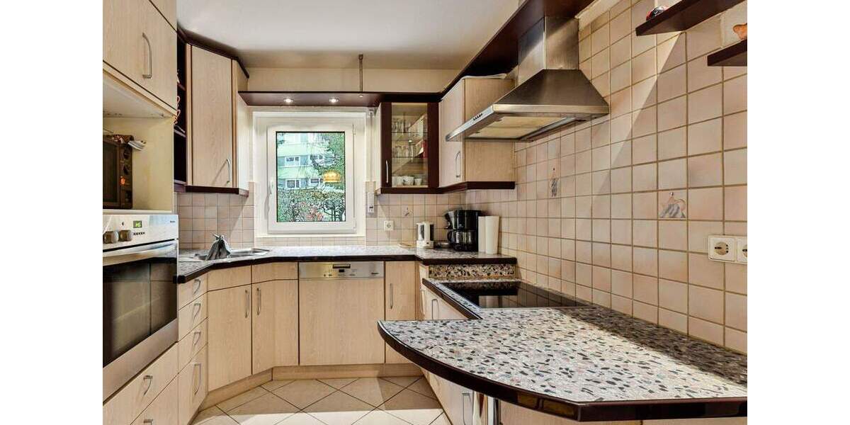 Etagenwohnung Konstanz Petershausen - 3 Zimmer, 92 m&sup2;, 463.000&euro; | Angebot:25692134