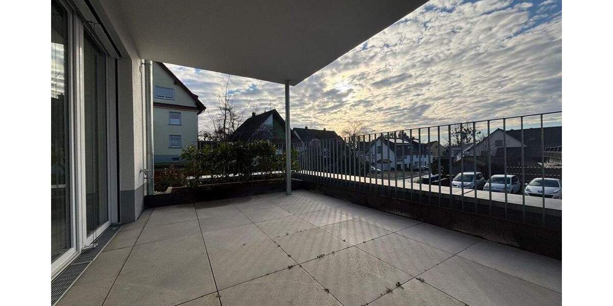 Etagenwohnung Friedrichshafen Kluftern - 3 Zimmer, 94 m&sup2;, 1.330&euro; | Angebot:25677082