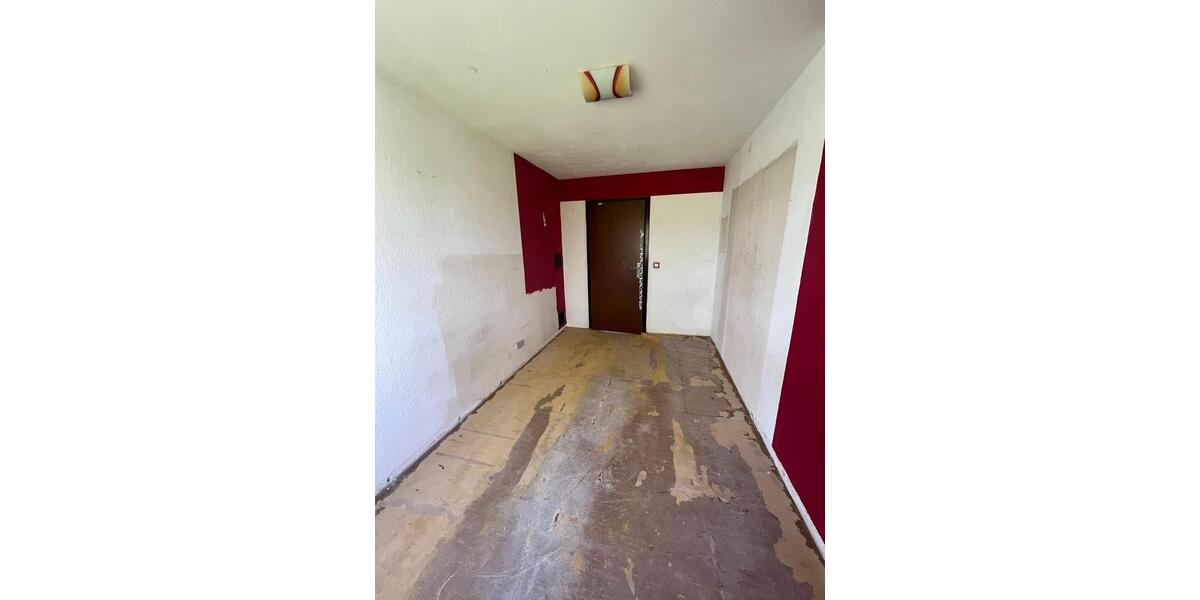 Mehrfamilienhaus, Wohnhaus Friedrichshafen Allmannsweiler - 4 Zimmer, 77 m&sup2;, 200.000&euro; | Angebot:26712818