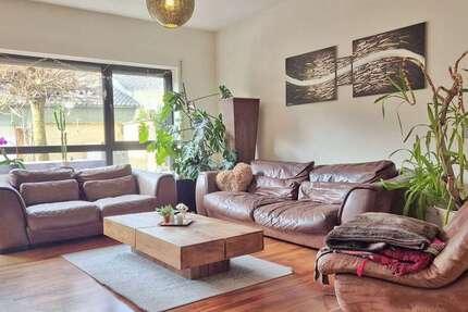 Haus Grünkraut - 5 Zimmer, 202 m&sup2;, 549.000&euro; | Angebot:25936805