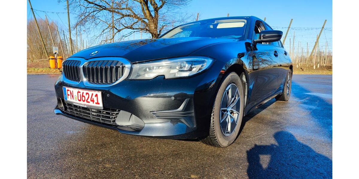 BMW 318 218.000 km 17.490 &euro; Tettnang 88069