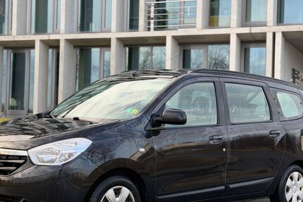 Dacia Lodgy 180.000 km 4.999 &euro; Friedrichshafen 88048