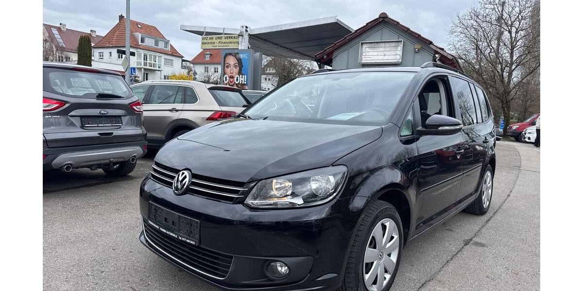VW Touran 131.000 km 7.500 &euro; Friedrichshafen 88045