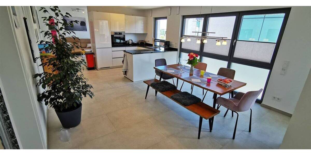 Etagenwohnung Überlingen Überlingen - 3 Zimmer, 102 m&sup2;, 3.000&euro; | Angebot:25689383