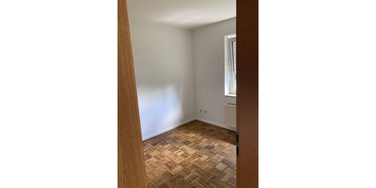 Etagenwohnung Konstanz Litzelstetten - 4 Zimmer, 95 m&sup2;, 570.000&euro; | Angebot:26723220