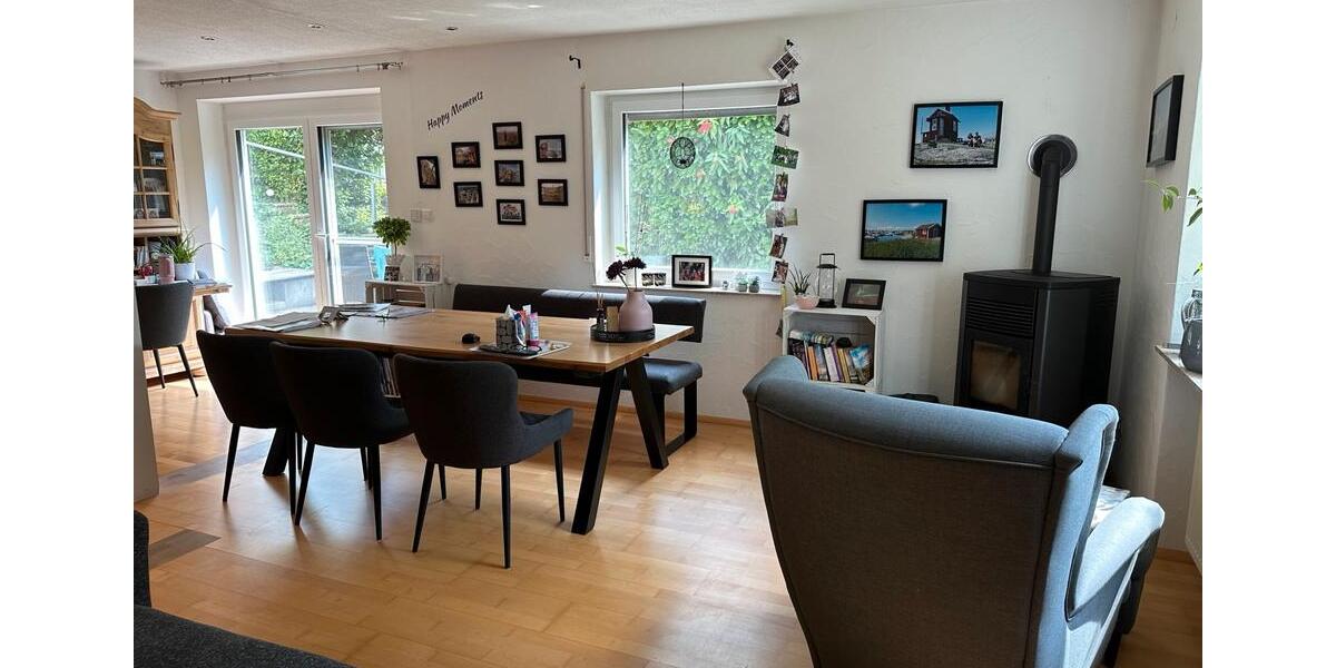 Etagenwohnung Fronreute - 2.5 Zimmer, 83 m&sup2;, 285.000&euro; | Angebot:26040529