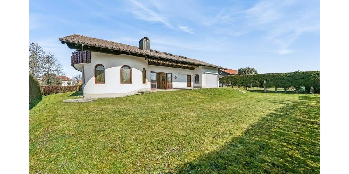 Einfamilienhaus Langenargen - 9 Zimmer, 230 m&sup2;, 1.190.000&euro; | Angebot:25938530