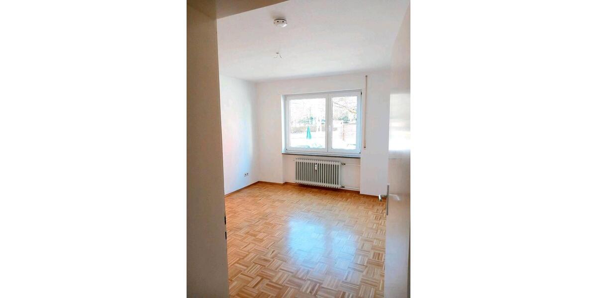 Hochparterre Friedrichshafen Allmannsweiler - 3 Zimmer, 73 m&sup2;, 280.000&euro; | Angebot:26536593