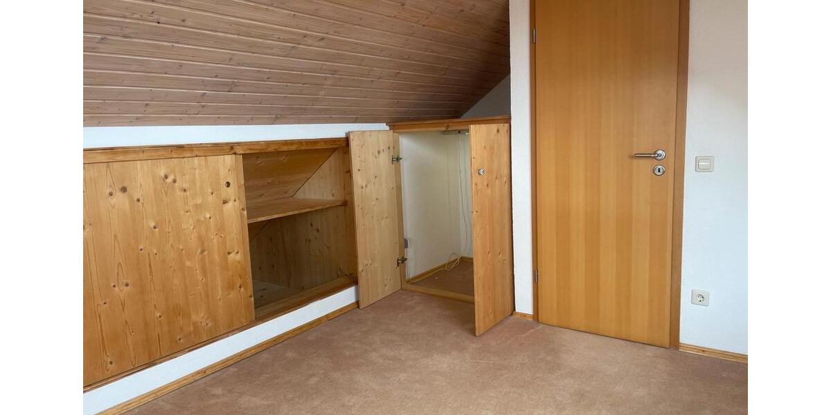 Dachgeschoßwohnung Friedrichshafen Ailingen - 6 Zimmer, 599.000&euro; | Angebot:21174379