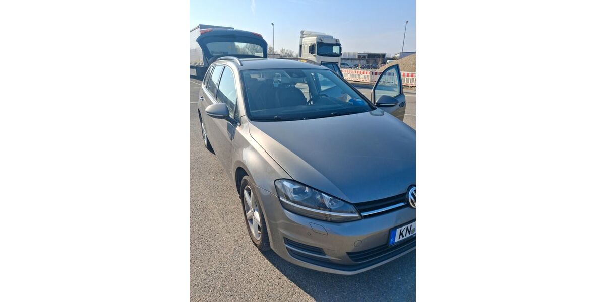 VW Golf Sportsvan 215.000 km 11.200 &euro; konstanz 78467