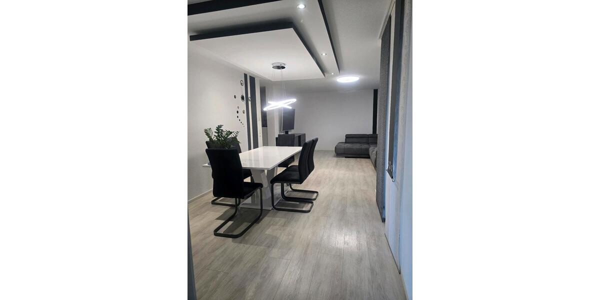 Etagenwohnung Weingarten - 4 Zimmer, 103 m&sup2;, 560.000&euro; | Angebot:25509862