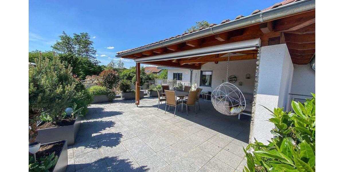 Einfamilienhaus Tettnang - 8 Zimmer, 270 m&sup2;, 2.600&euro; | Angebot:26594751