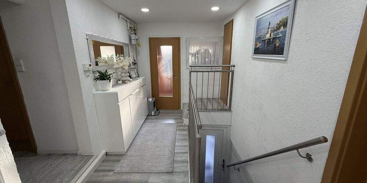 Mehrfamilienhaus, Wohnhaus Überlingen - 9 Zimmer, 200 m&sup2;, 998.000&euro; | Angebot:25673310