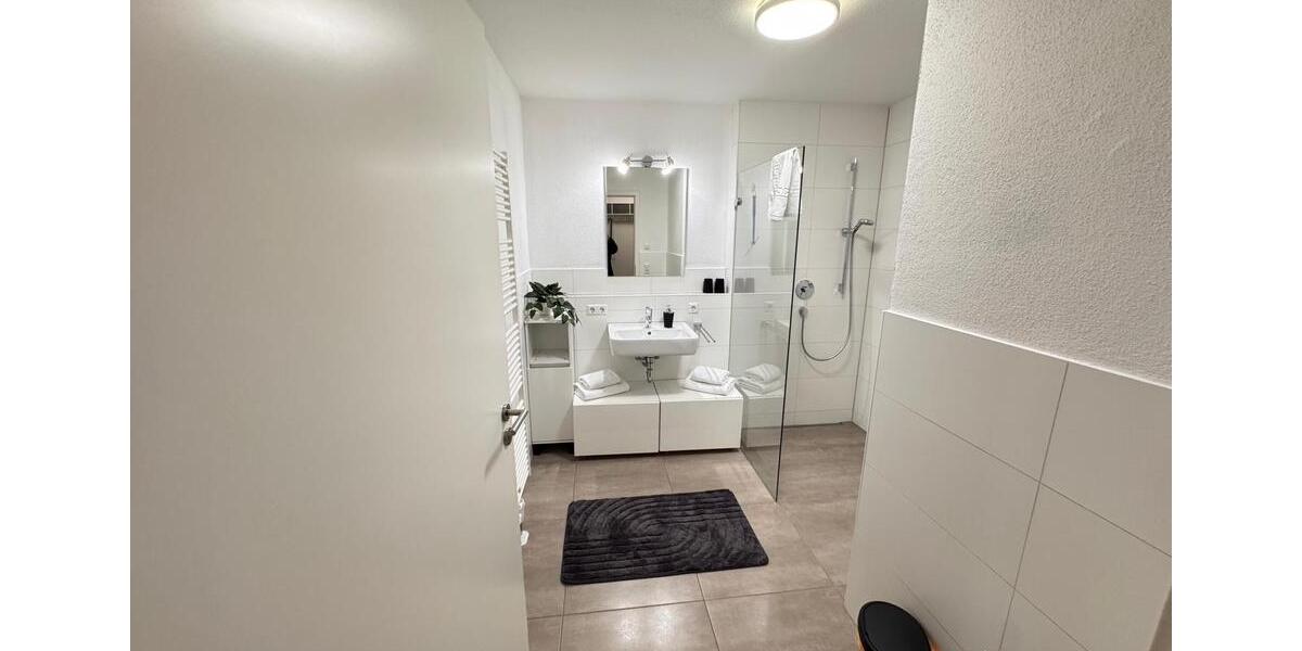 Etagenwohnung Friedrichshafen - 2.5 Zimmer, 72 m&sup2;, 1.629&euro; | Angebot:25920937