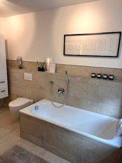 Etagenwohnung Daisendorf - 4 Zimmer, 135 m&sup2;, 2.340&euro; | Angebot:25745135