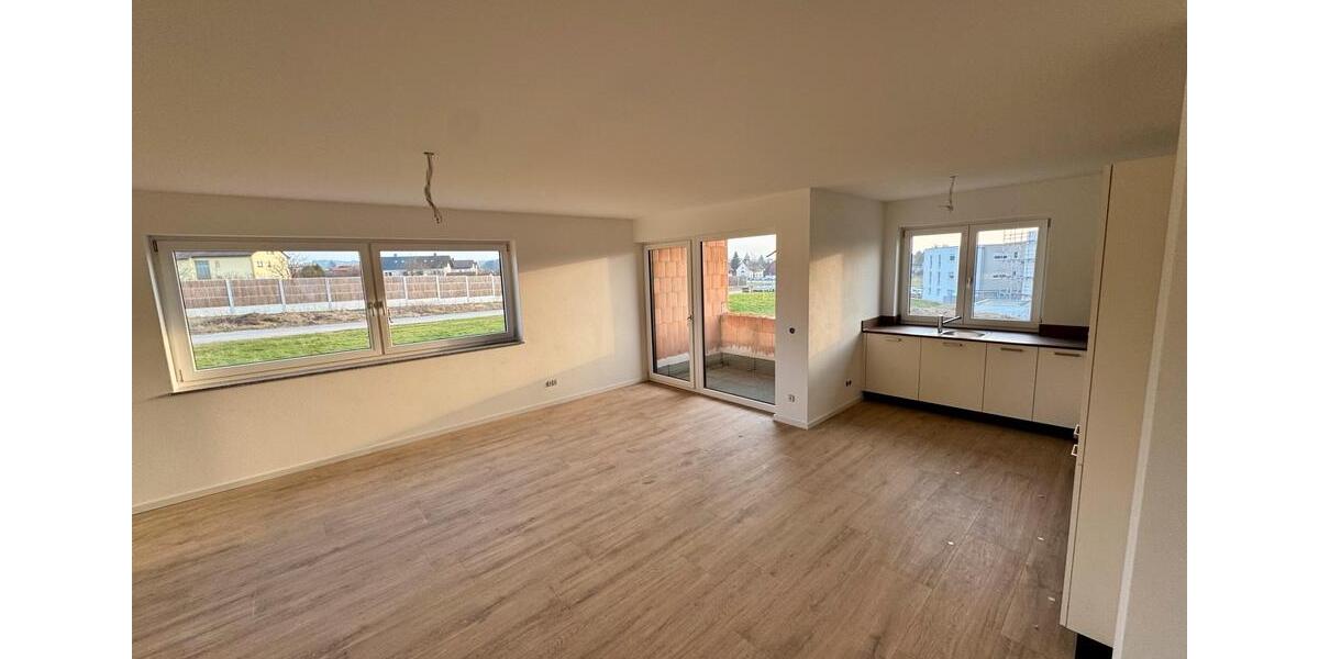 Dachgeschoßwohnung Lindau (Bodensee) - 4 Zimmer, 112 m&sup2;, 1.456&euro; | Angebot:25793624