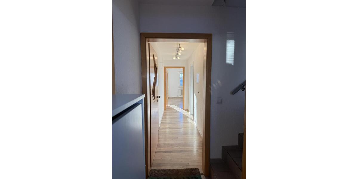 Etagenwohnung Friedrichshafen - 2.5 Zimmer, 63 m&sup2;, 800&euro; | Angebot:25407827