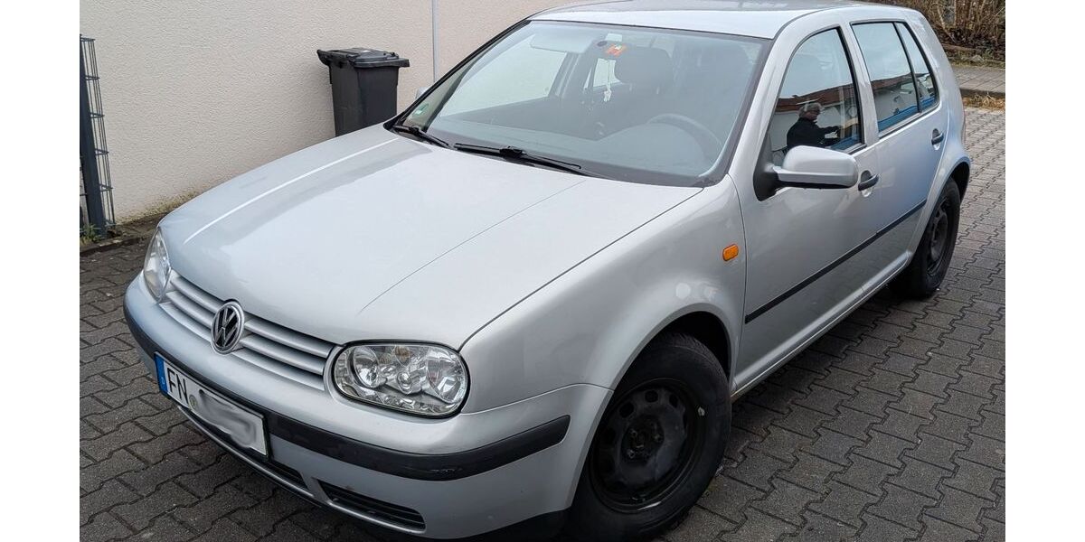 VW Golf 156.000 km 1.999 &euro; Meckenbeuren 88074