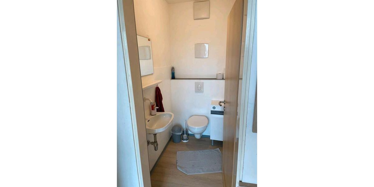 Hochparterre Konstanz Konstanz-Fürstenberg - 3 Zimmer, 80 m&sup2;, 390.000&euro; | Angebot:26085349