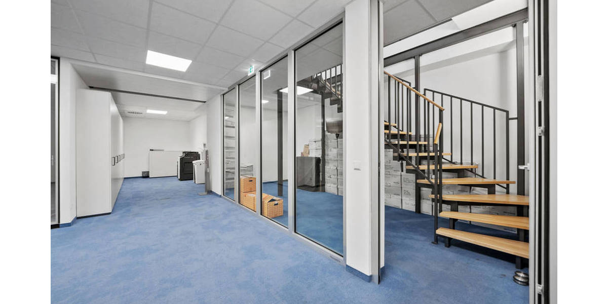 Gewerbeobjekt Ravensburg Innenstadt - 1 Zimmer, 755 m&sup2;, 8.300&euro; | Angebot:25663681